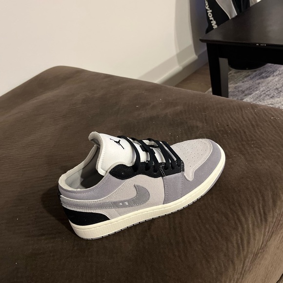 Jordan 1 Low SE Craft Light Olive Men Jordan 1 Low SE Craft Size 9 NWT StockX verified